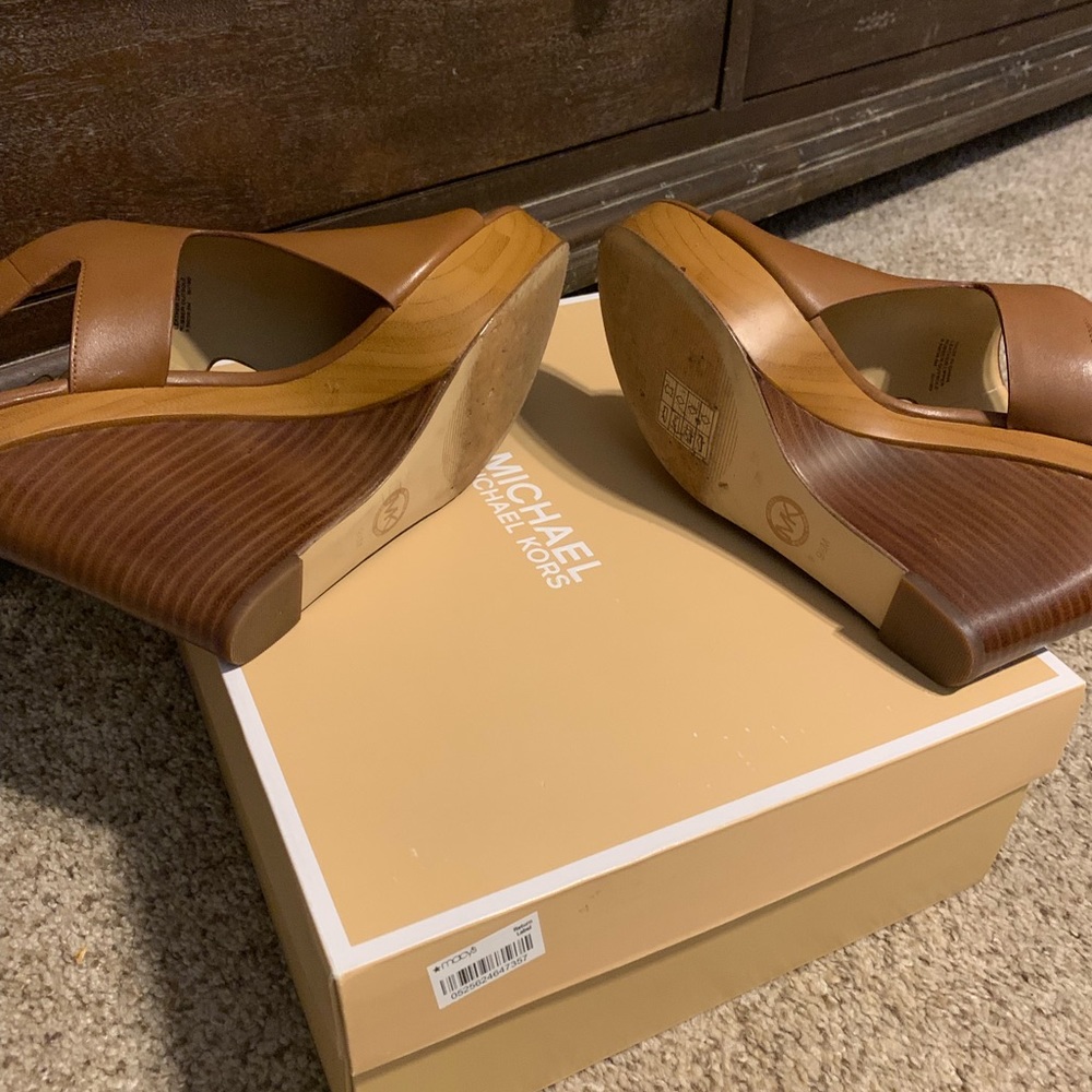 Michael kors platform wedges